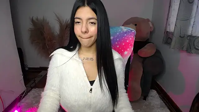 Snapshot of Alin_Aly chatting on 14, 10, 2025 Alin Aly online show from 14, 10, 2025