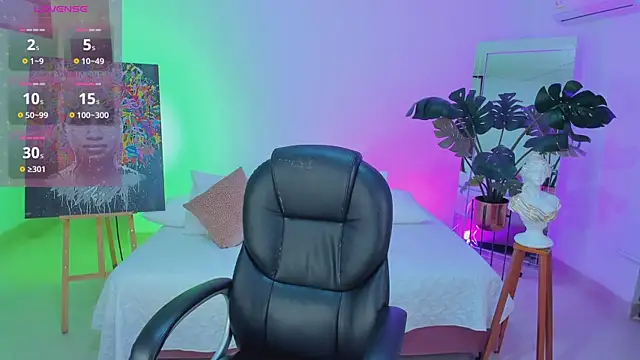 JANYLOVE   online show from 1, 4, 2026