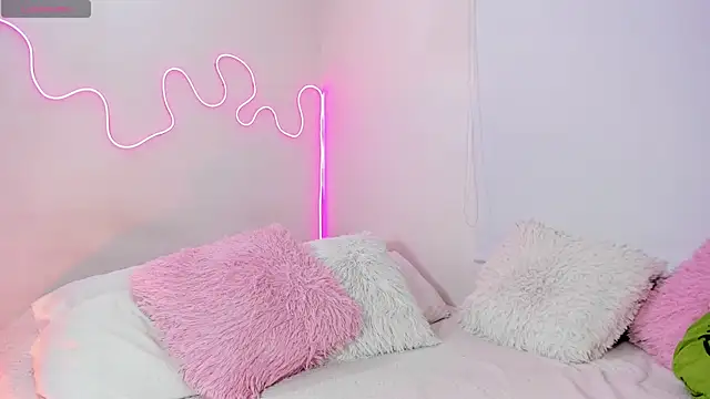 karly rioss online show from 9, 3, 2025