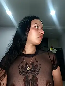 Snapshot of _vaness chatting on 12, 12, 2024 vaness online show from 12, 12, 2024