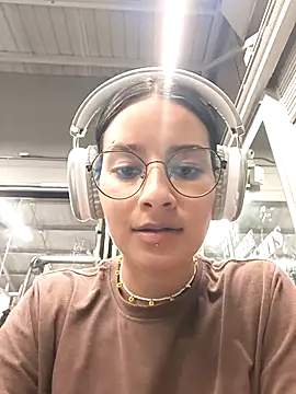 Snapshot of _vaness chatting on 8, 1, 2025 vaness online show from 8, 1, 2025