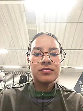 Snapshot of _vaness chatting on 15, 2, 2025 vaness online show from 15, 2, 2025