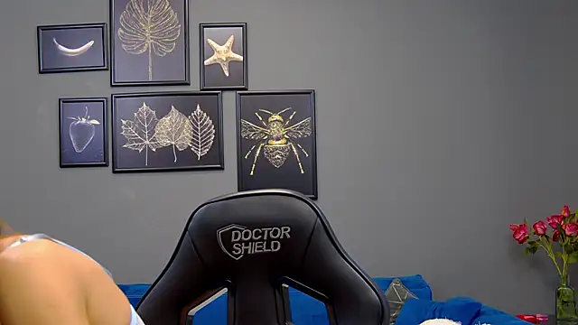 AnneHove online show from 11, 3, 2025