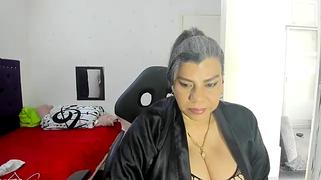 Snapshot of vikyadams chatting on 22, 9, 2025 vikyadams online show from 22, 9, 2025