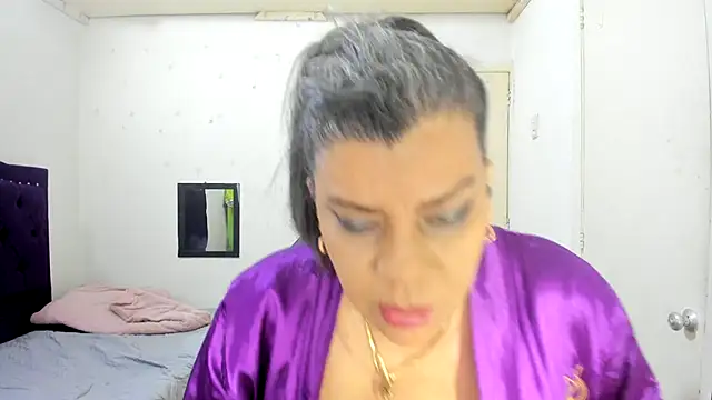 Snapshot of vikyadams chatting on 31, 10, 2025 vikyadams online show from 31, 10, 2025