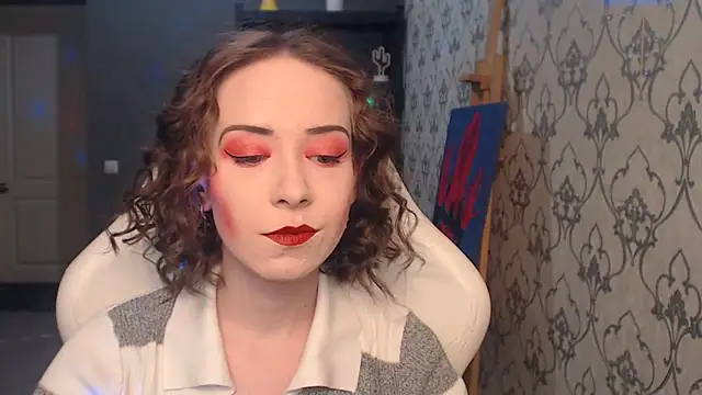 FascinatingEyess online show from 17, 6, 2026