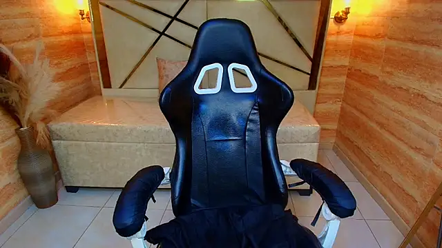 Dakotha v  online show from 20, 12, 2025