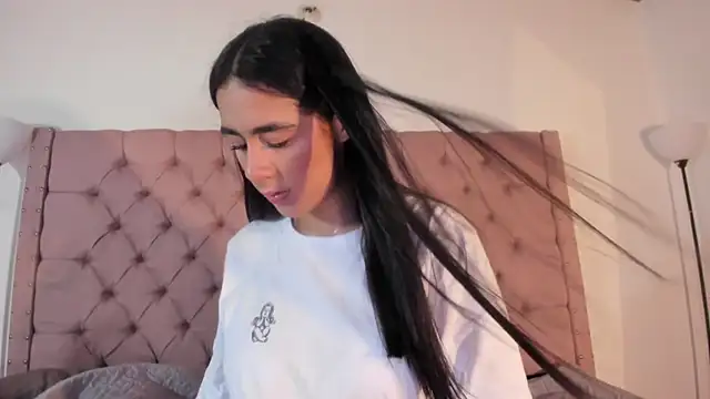 xanna sweet online show from 28, 1, 2025