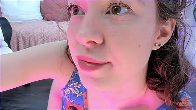 Snapshot of Viktoria_Oliverr chatting on 19, 3, 2025 Viktoria Oliverr online show from 19, 3, 2025