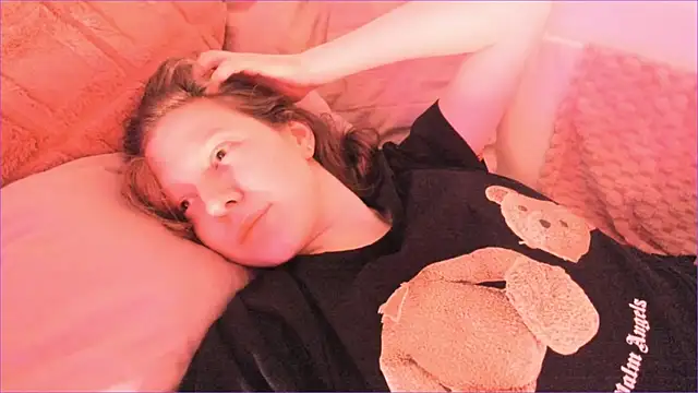 Snapshot of Viktoria_Oliverr chatting on 22, 9, 2025 Viktoria Oliverr online show from 22, 9, 2025