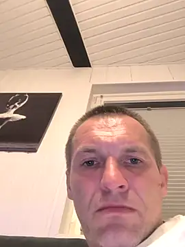 Snapshot of AttractiveSilk5 chatting on 3, 4, 2026 AttractiveSilk5 online show from 3, 4, 2026