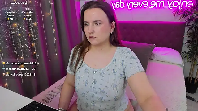 FeralPeach online show from 14, 12, 2024