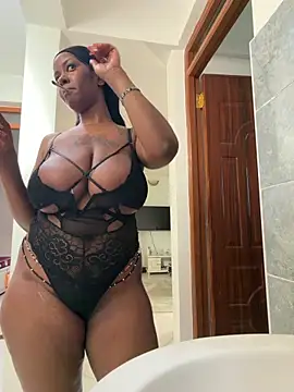 Snapshot of Rose_berry chatting on 11, 3, 2026 Rose berry online show from 11, 3, 2026