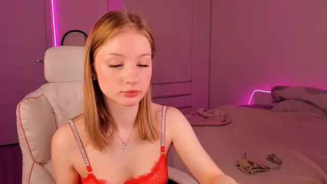 Eva Davi online show from 19, 2, 2025