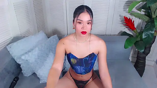 Snapshot of JasmineMoore chatting on 9, 1, 2025 JasmineMoore online show from 9, 1, 2025