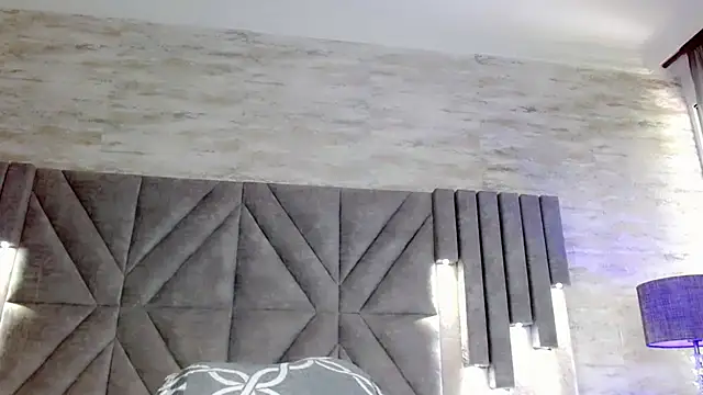 JasmineMoore online show from 26, 6, 2026