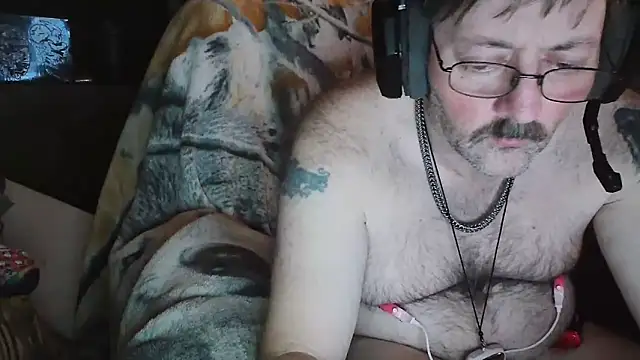 Snapshot of SlutPupWaya chatting on 5, 3, 2025 SlutPupWaya online show from 5, 3, 2025