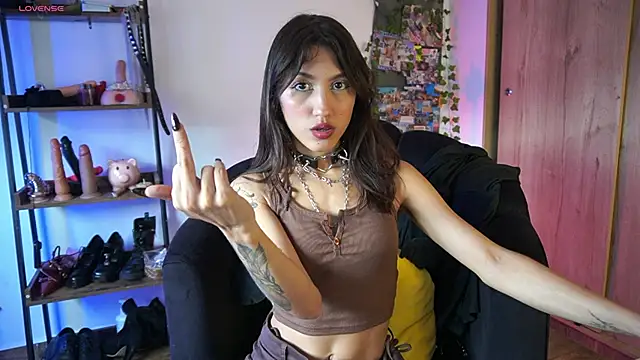 MissKorah online show from 19, 11, 2025