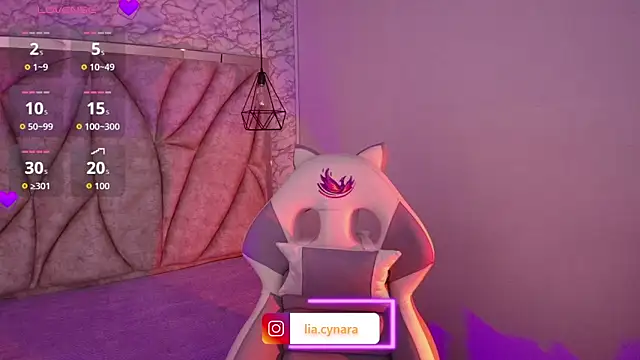 Queen perla  online show from 25, 11, 2025