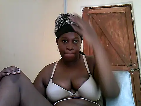 Snapshot of Sexy_valentine001 chatting on 4, 10, 2025 Sexy valentine001 online show from 4, 10, 2025