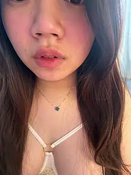 Hotellinh12 online show from 18, 4, 2026