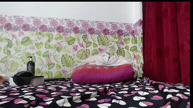 Snapshot of Watagatapitusberry1 chatting on 10, 1, 2025 Watagatapitusberry1 online show from 10, 1, 2025