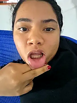 Snapshot of Watagatapitusberry1 chatting on 25, 11, 2025 Watagatapitusberry1 online show from 25, 11, 2025