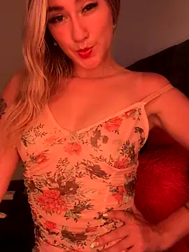 Snapshot of MaryDeniro chatting on 9, 9, 2025 MaryDeniro online show from 9, 9, 2025