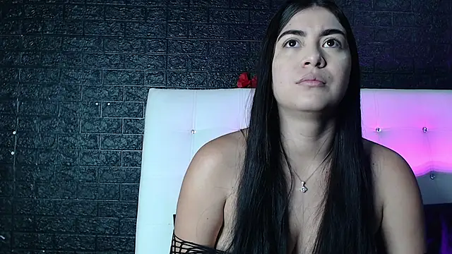 Snapshot of Sweet-Monica chatting on 14, 7, 2026 Sweet-Monica online show from 14, 7, 2026
