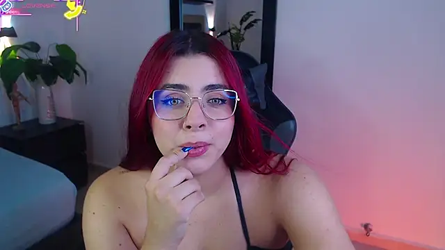 lizowenn  online show from 10, 9, 2025