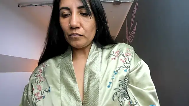 GiaFox  online show from 9, 3, 2025