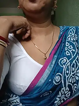 Snapshot of Rosy-B chatting on 17, 7, 2026 Rosy-B online show from 17, 7, 2026