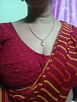 Snapshot of Rosy-B chatting on 20, 7, 2026 Rosy-B online show from 20, 7, 2026