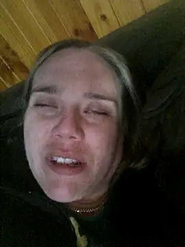 Snapshot of Off_the_Lesh chatting on 4, 11, 2025 Off the Lesh online show from 4, 11, 2025