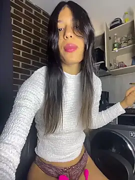 Snapshot of Valentinabaker chatting on 27, 4, 2026 Valentinabaker online show from 27, 4, 2026