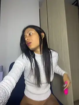 Snapshot of Valentinabaker chatting on 10, 5, 2026 Valentinabaker online show from 10, 5, 2026