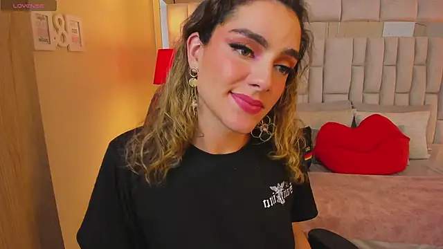 mariiahneedles online show from 23, 1, 2025