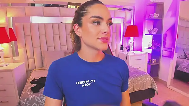 mariiahneedles online show from 11, 3, 2025