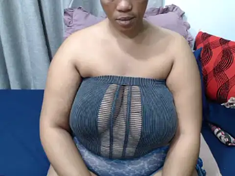 Snapshot of FreakyAngel3X chatting on 15, 3, 2025 FreakyAngel3X online show from 15, 3, 2025