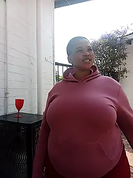 Snapshot of FreakyAngel3X chatting on 10, 9, 2025 FreakyAngel3X online show from 10, 9, 2025