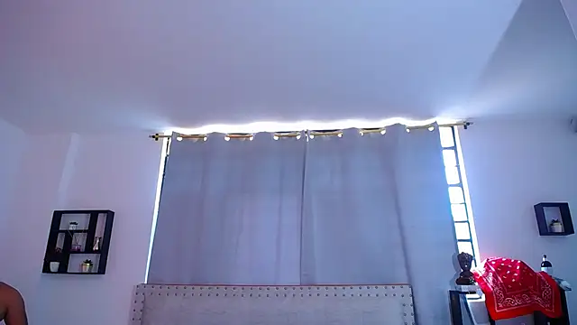Snapshot of Chiqui_milk_ chatting on 10, 3, 2025 Chiqui milk online show from 10, 3, 2025