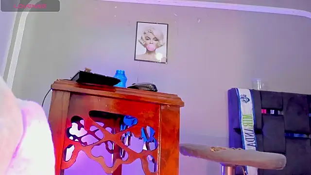 Jimena Grey online show from 3, 6, 2026