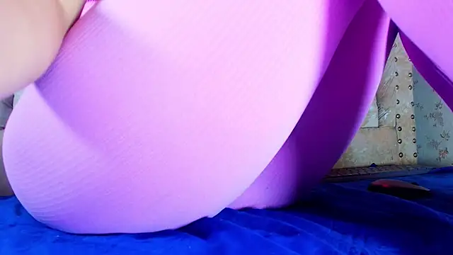 ann berlin online show from 24, 9, 2025