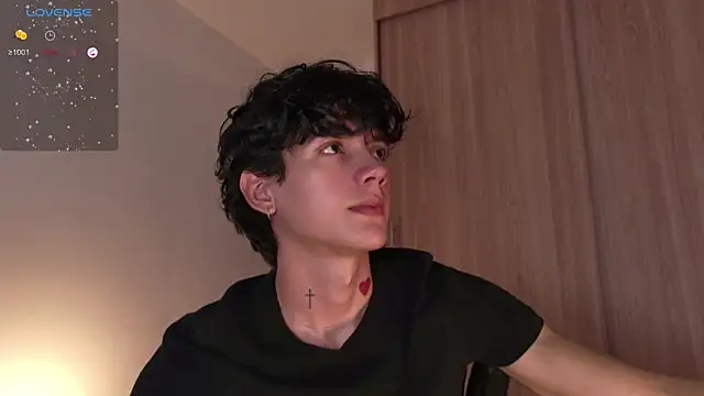 Snapshot of badboy_one_ chatting on 1, 10, 2025 badboy one  online show from 1, 10, 2025