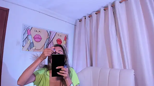 SkiinnyAna online show from 21, 3, 2026