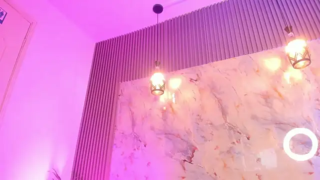 Snapshot of Esmeralda_Duarte chatting on 13, 2, 2025 Esmeralda Duarte online show from 13, 2, 2025