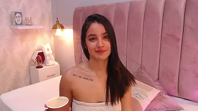 LeenaBrown online show from 4, 4, 2026