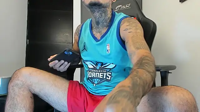 sergiio mesa27 online show from 6, 1, 2025