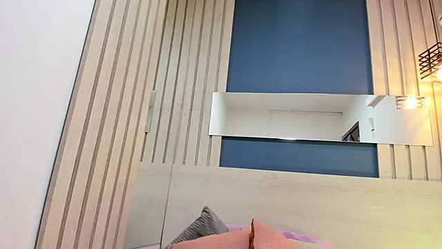 miel gomez online show from 6, 10, 2025