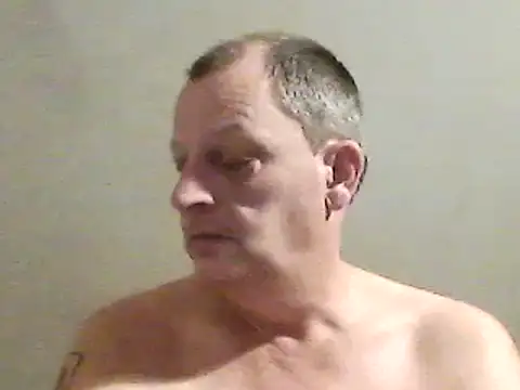 Snapshot of chubbybear2cum chatting on 25, 12, 2024 chubbybear2cum online show from 25, 12, 2024